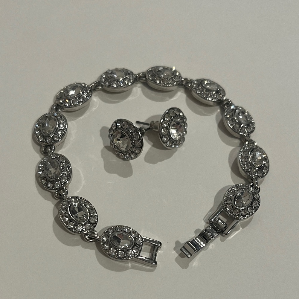 Elegant Costume Jewelry Set
